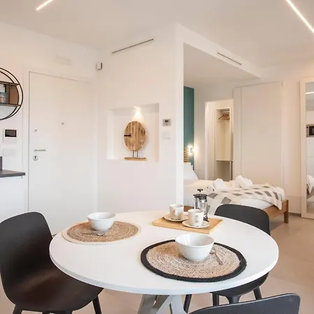 Gentile 46 Luxury Flat