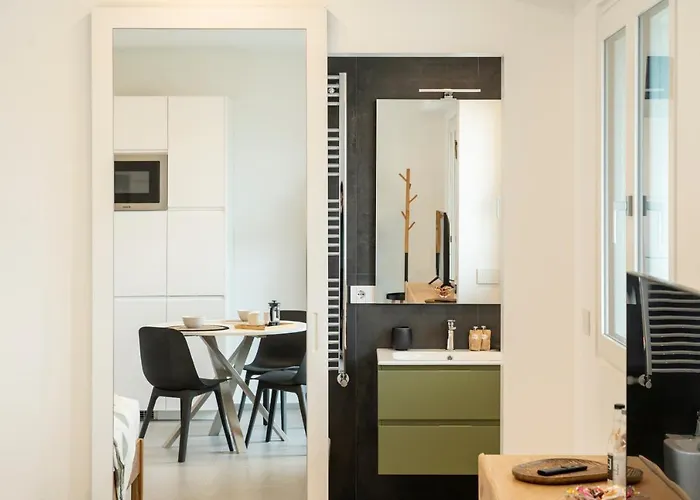 Gentile 46 Luxury Flat Барі