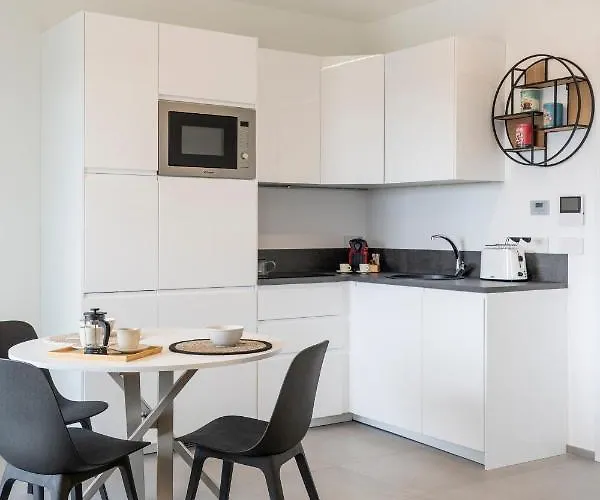 Gentile 46 Luxury Flat *