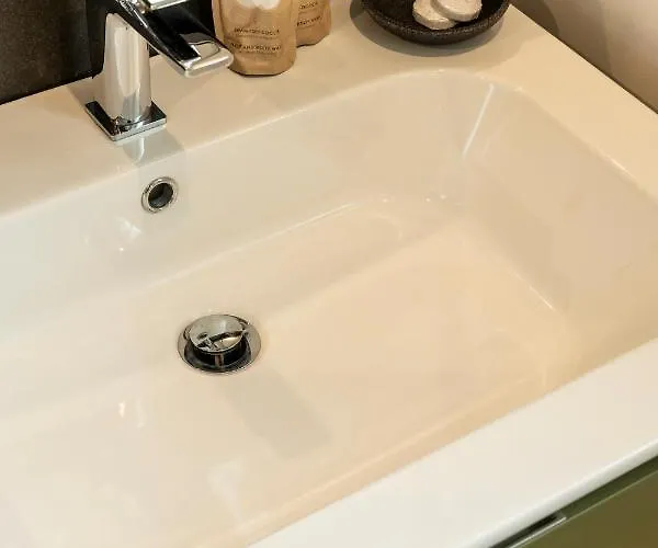 Gentile 46 Luxury Flat *