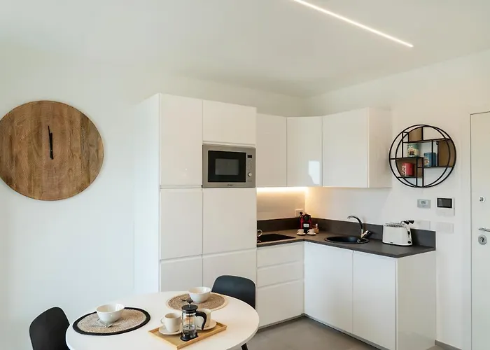 Gentile 46 Luxury Flat