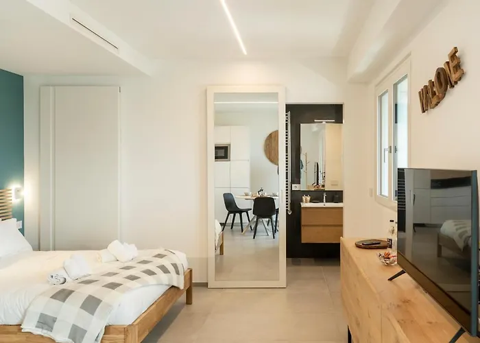 Gentile 46 Luxury Flat *